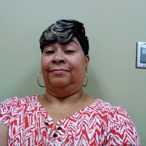 Meet your Posher, Carla